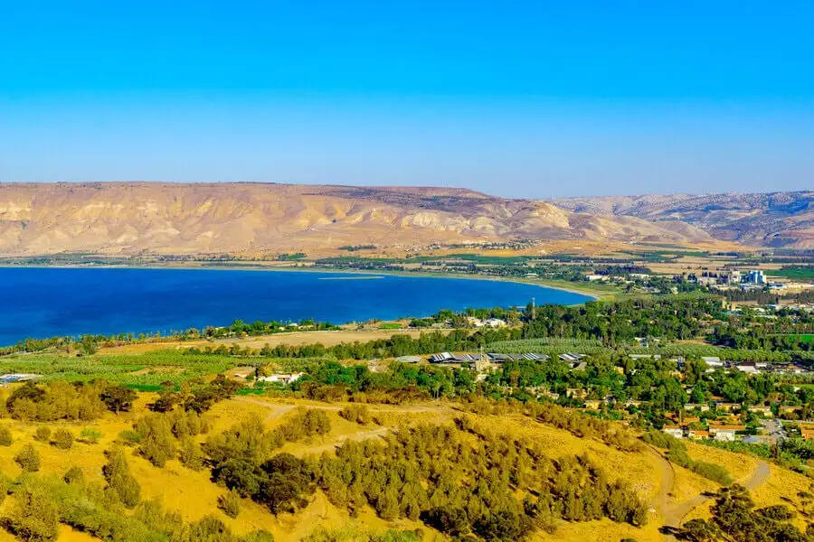 نمایی از دریاچه جلیله یا طبریه